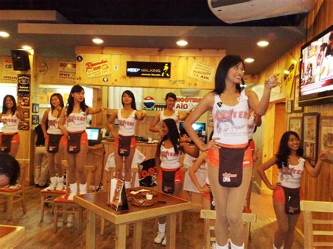 hooter in Tagalog .